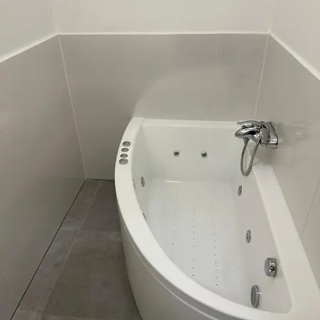 Apartament Z Jacuzzi Apartamento Bielsko-Biala